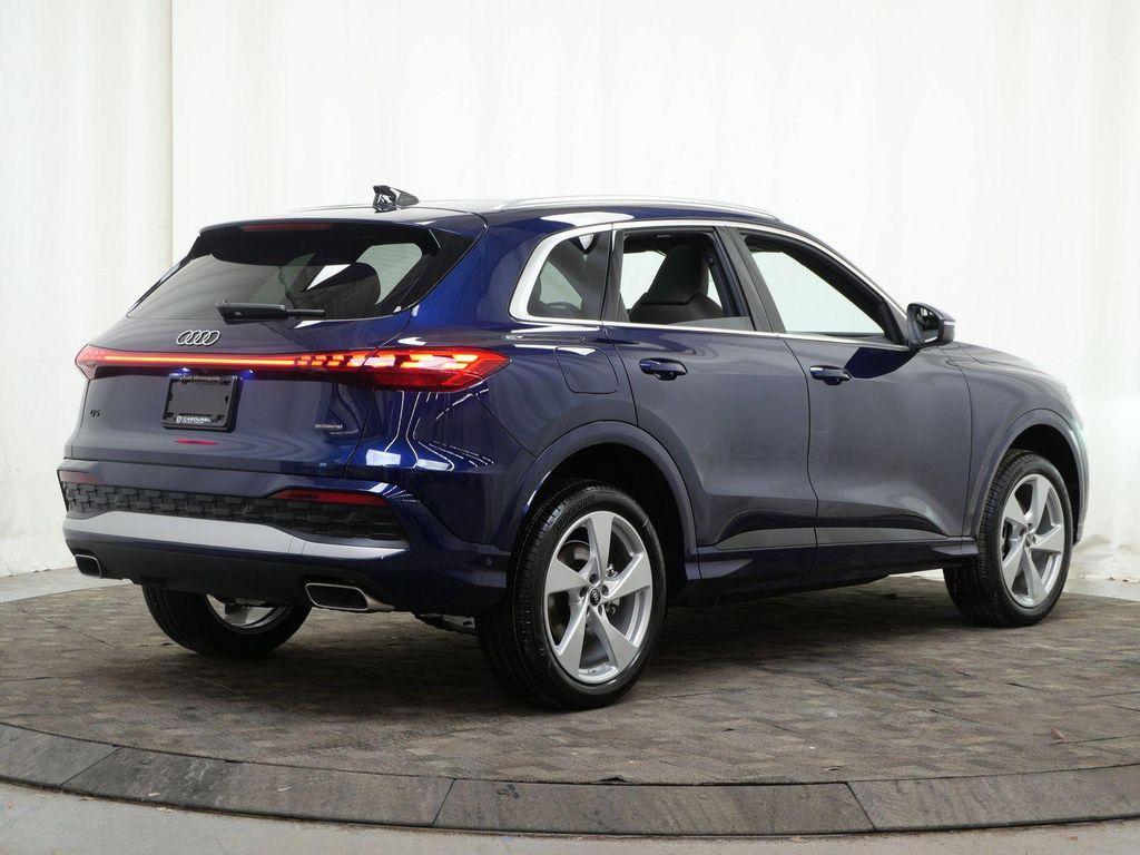 new 2025 Audi Q5 car, priced at $59,525