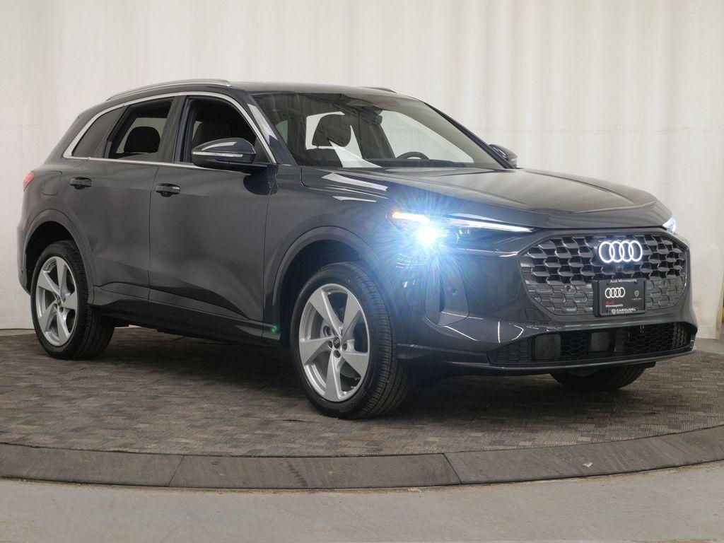 new 2025 Audi Q5 car, priced at $59,625