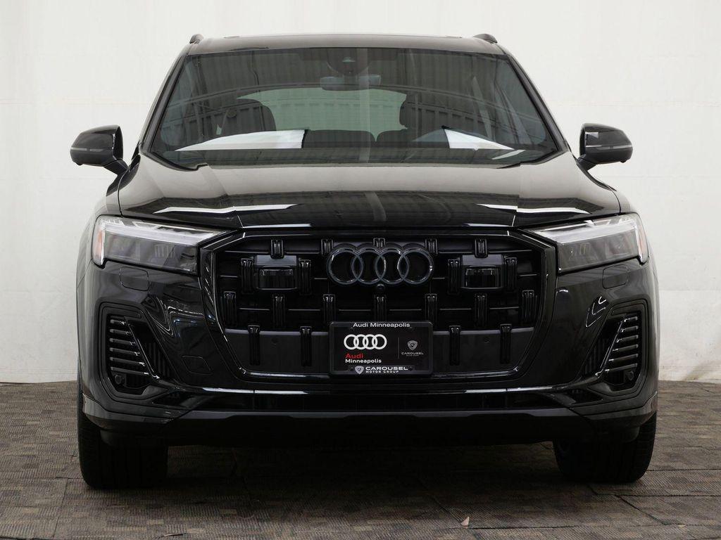 new 2026 Audi Q7 car, priced at $78,445