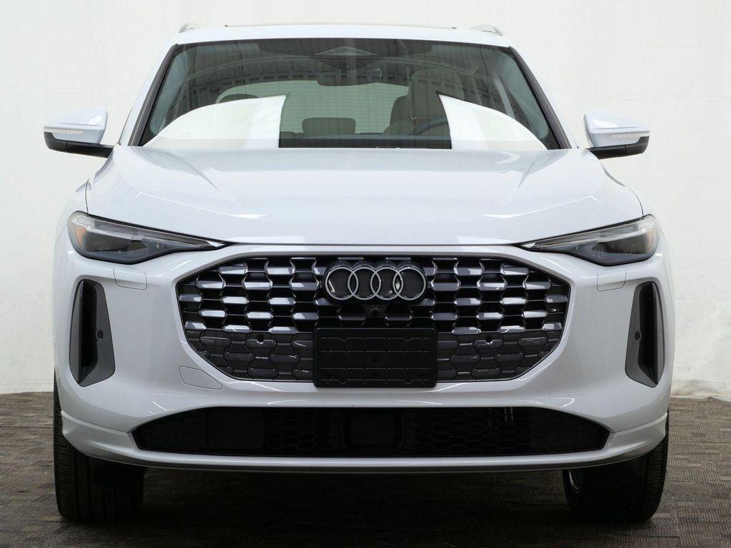 new 2025 Audi Q5 car, priced at $59,495
