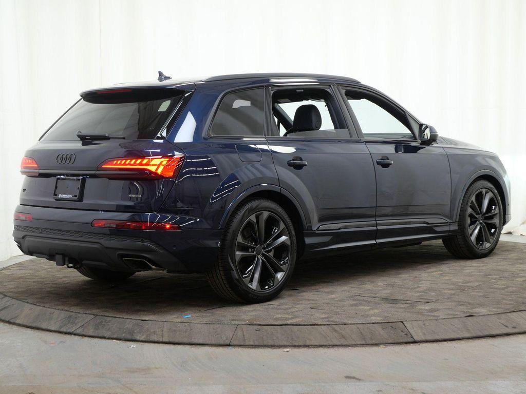 new 2026 Audi Q7 car, priced at $79,005