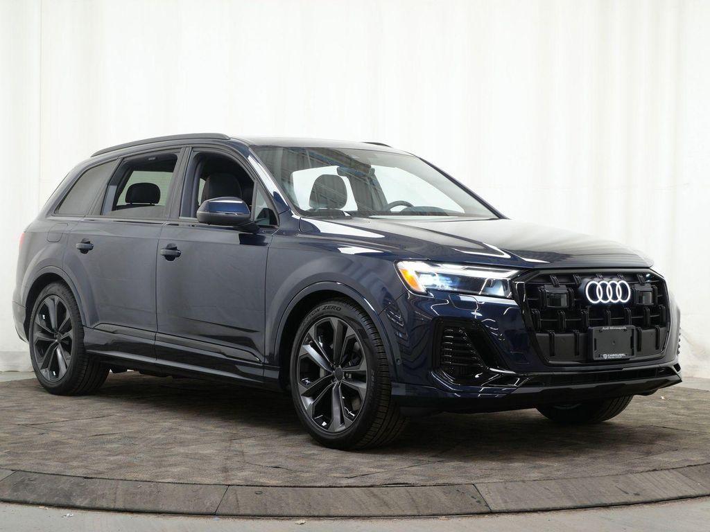 new 2026 Audi Q7 car, priced at $79,005