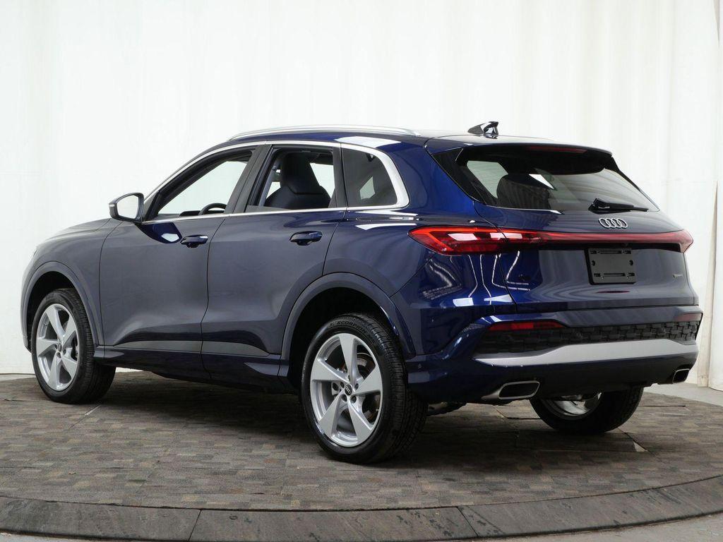 new 2025 Audi Q5 car, priced at $59,525