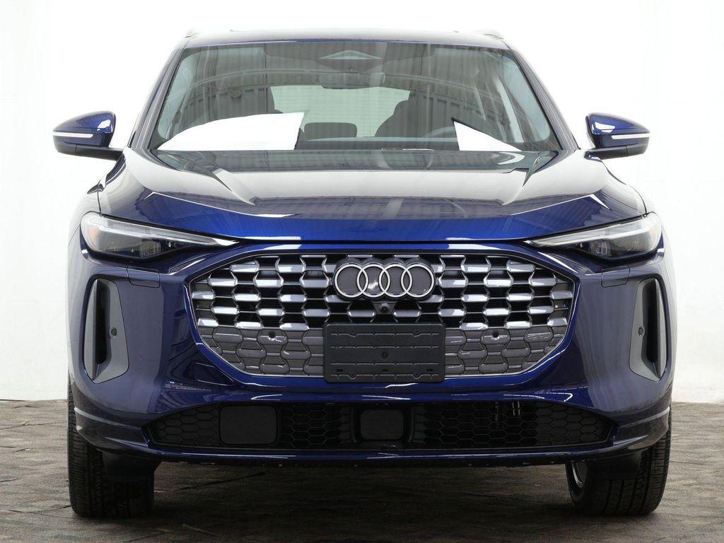 new 2025 Audi Q5 car, priced at $59,525