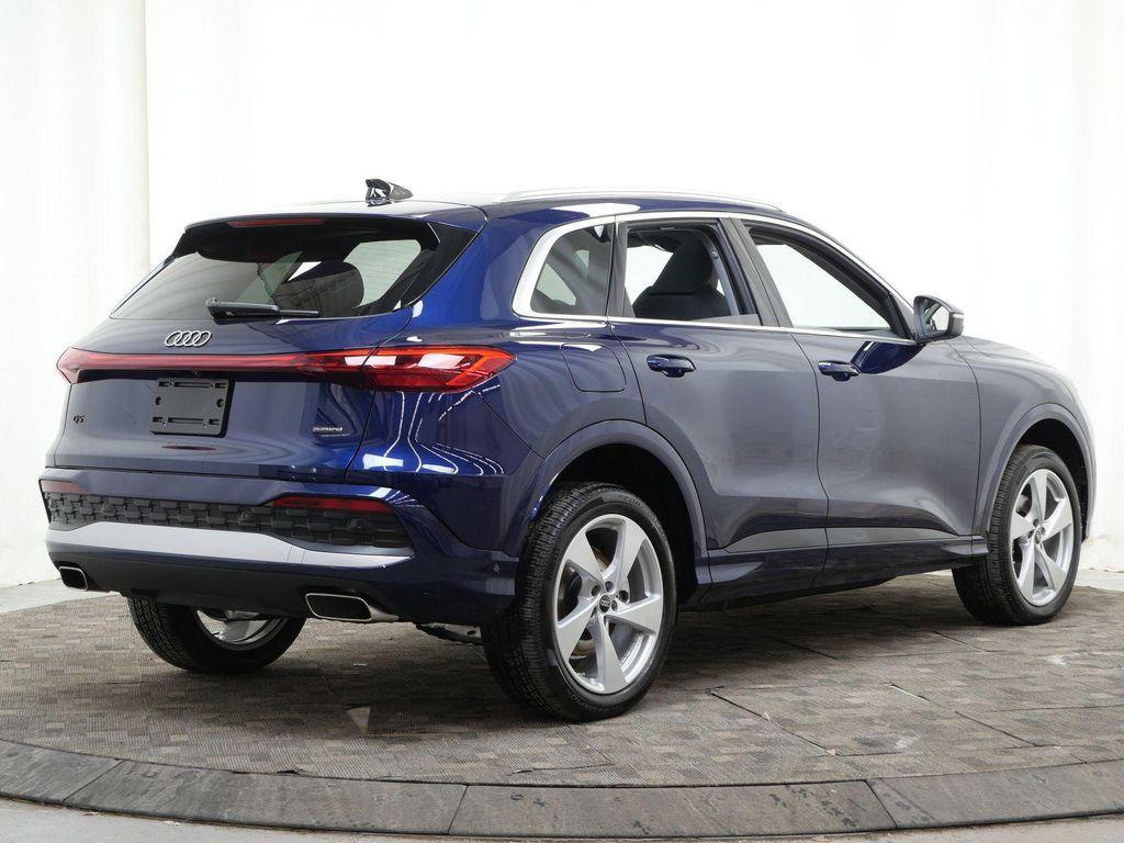 new 2025 Audi Q5 car, priced at $59,525