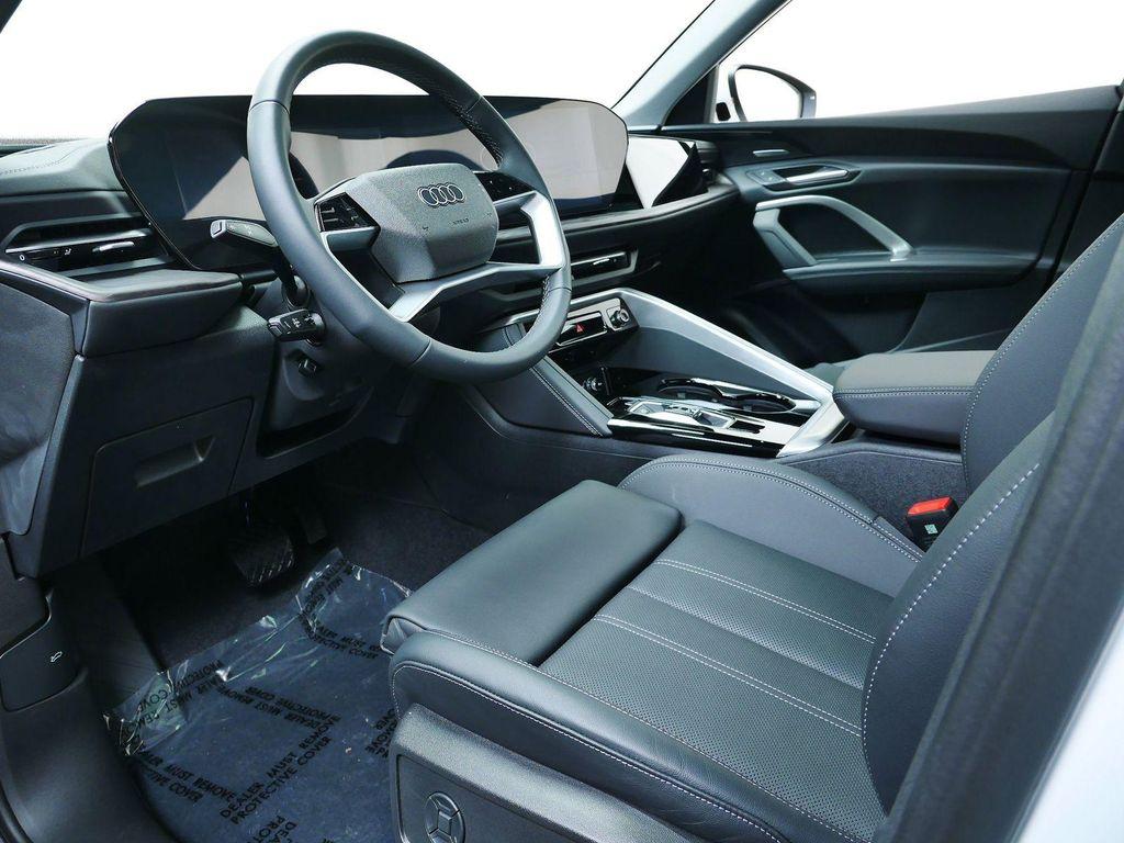 new 2025 Audi Q5 car, priced at $59,525
