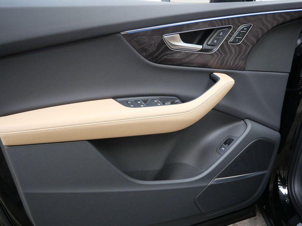 new 2026 Audi Q7 car, priced at $79,005