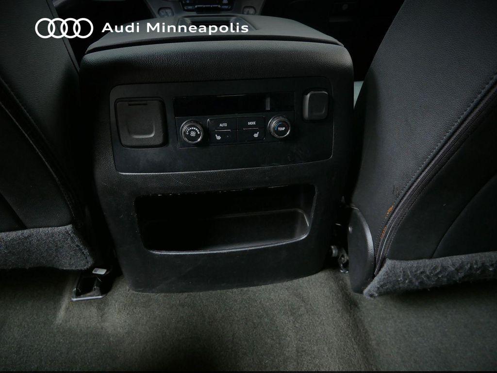 used 2018 GMC Yukon car, priced at $21,477