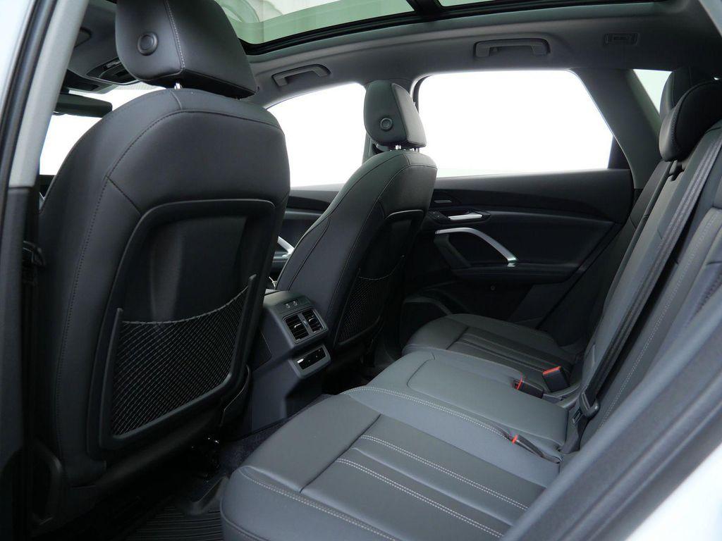 new 2025 Audi Q5 car, priced at $59,030