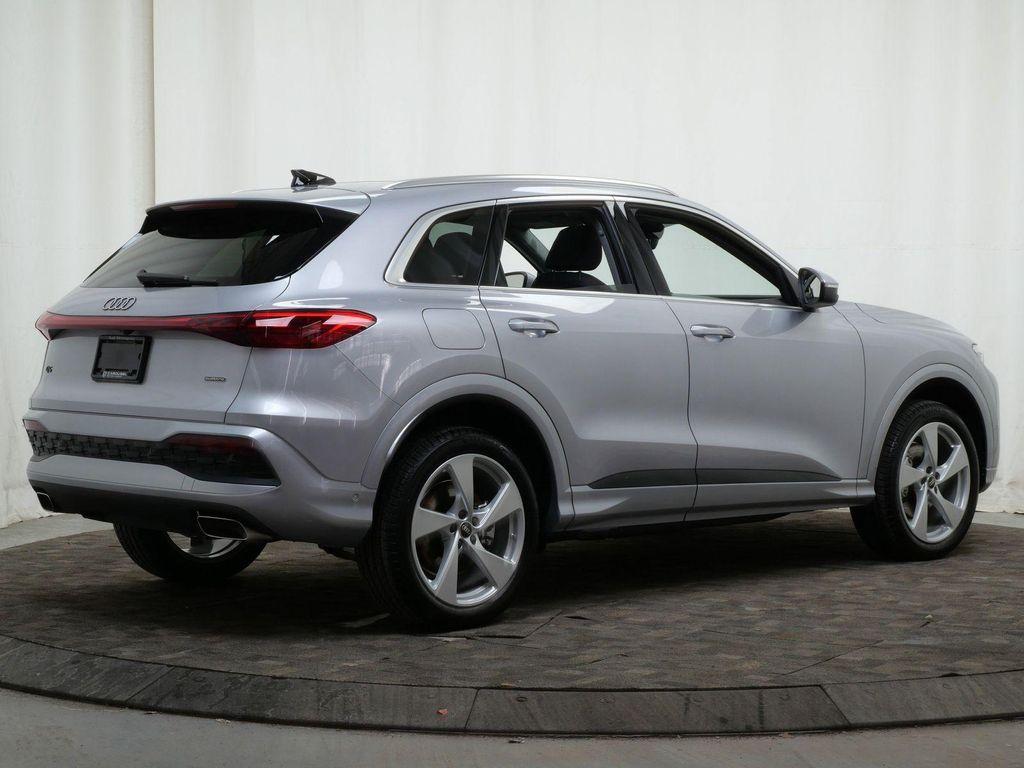 new 2025 Audi Q5 car, priced at $59,495