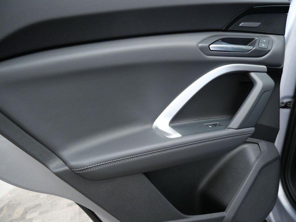 new 2025 Audi Q5 car, priced at $59,495