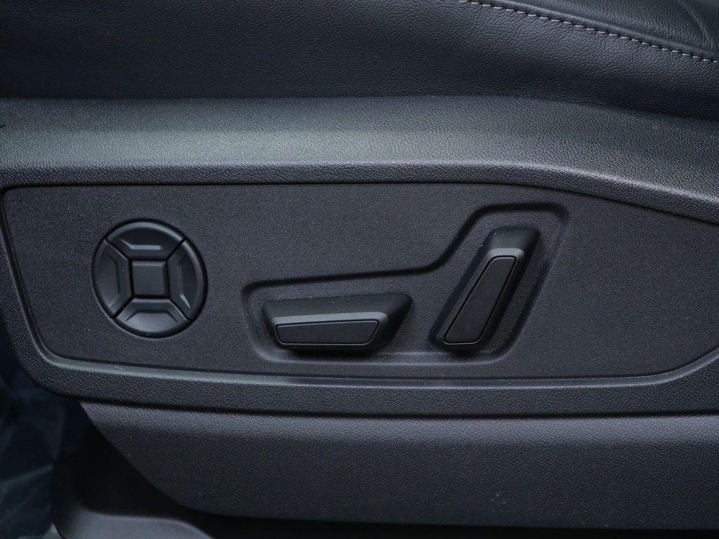 new 2025 Audi Q5 car, priced at $59,495