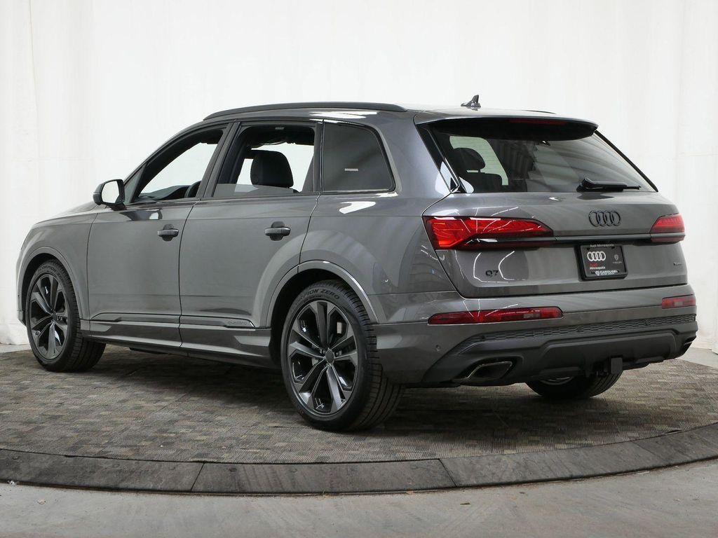 new 2026 Audi Q7 car, priced at $78,445