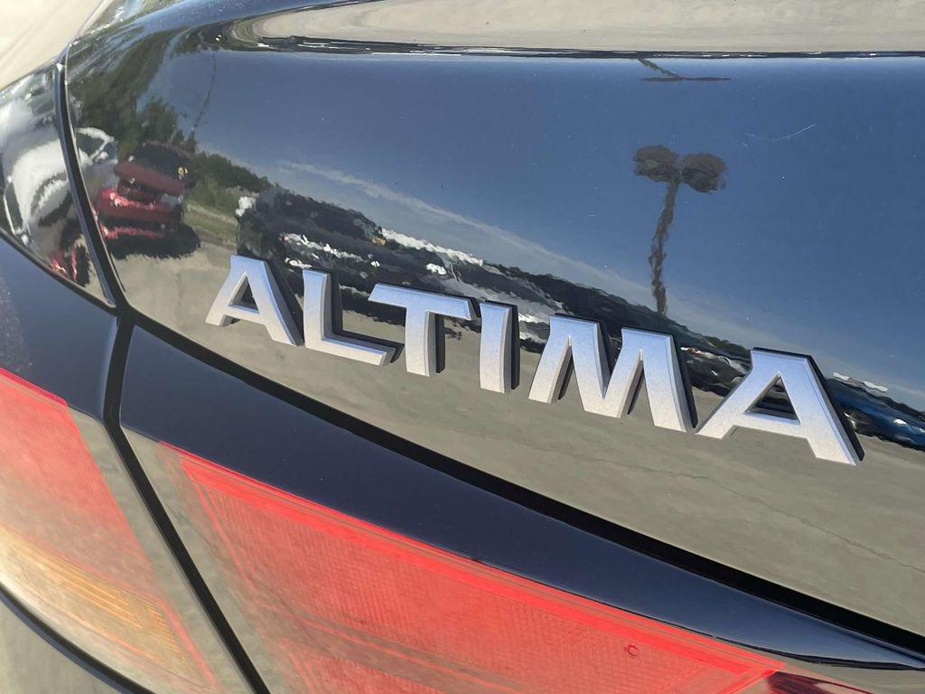 new 2025 Nissan Altima car, priced at $29,071