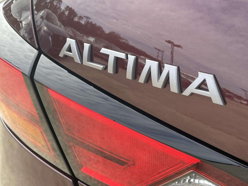 new 2025 Nissan Altima car, priced at $27,569