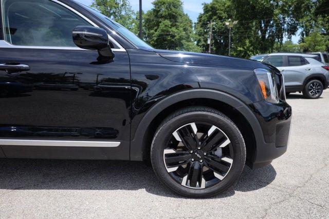 used 2025 Kia Telluride car, priced at $45,491