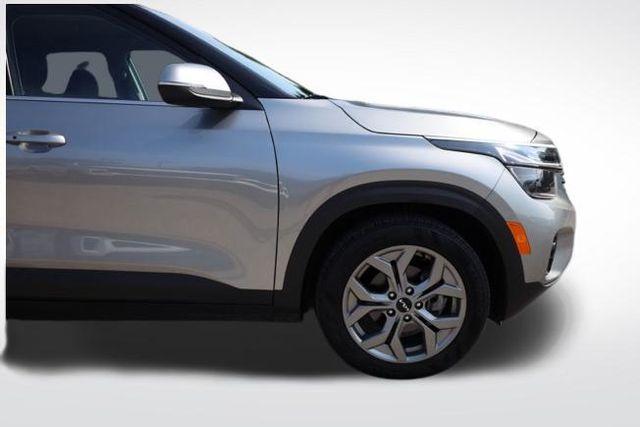 used 2024 Kia Seltos car, priced at $20,644
