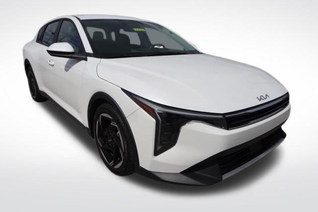 used 2025 Kia K4 car, priced at $22,897