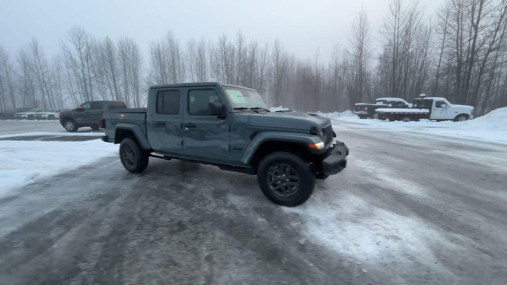 new 2026 Jeep Gladiator car, priced at $45,797