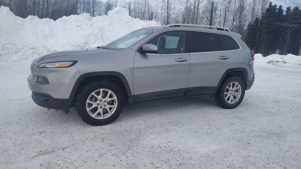 used 2018 Jeep Cherokee car, priced at $17,890