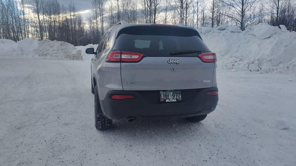 used 2018 Jeep Cherokee car, priced at $17,890
