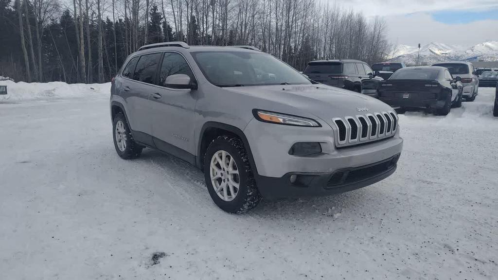 used 2018 Jeep Cherokee car, priced at $17,890
