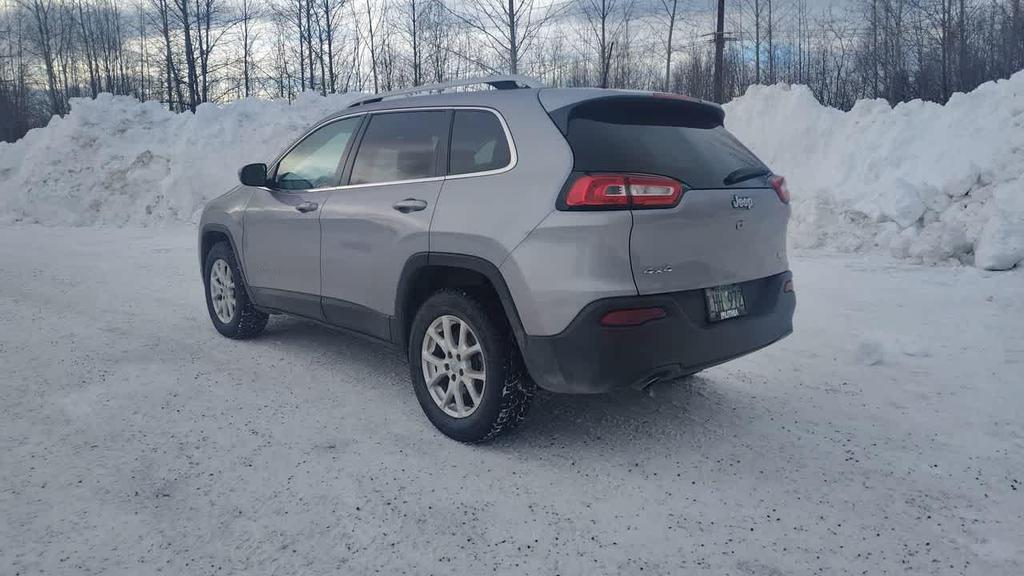 used 2018 Jeep Cherokee car, priced at $17,890