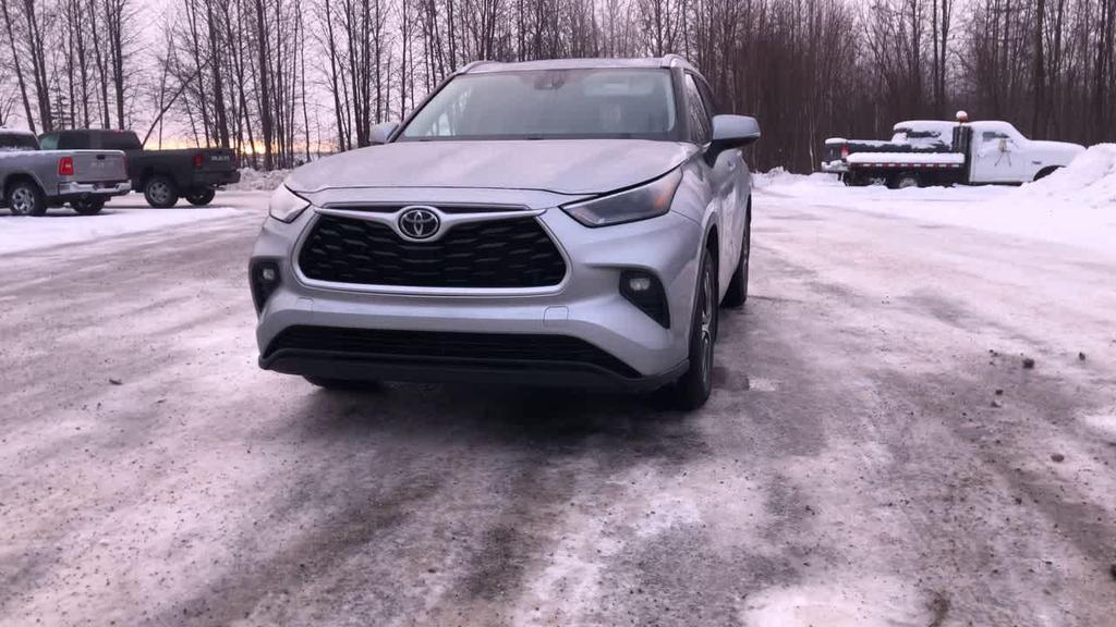 used 2023 Toyota Highlander car, priced at $36,250