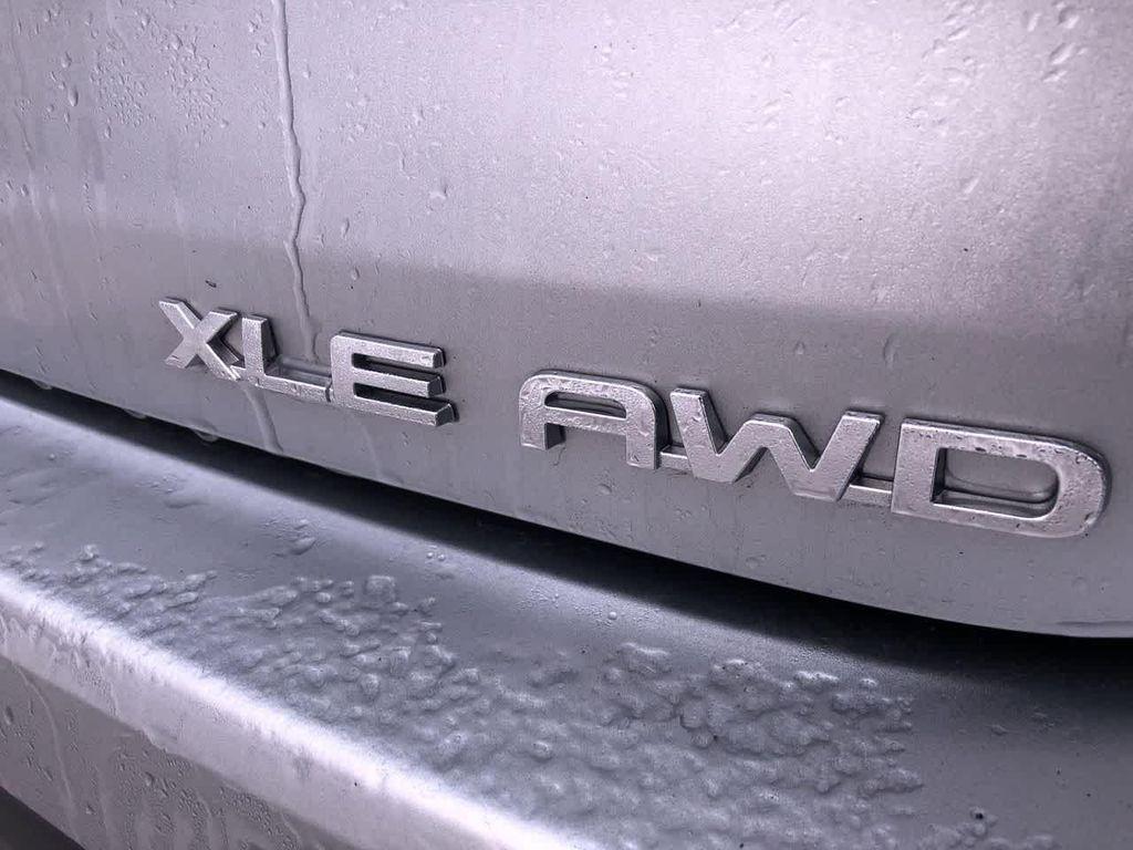 used 2023 Toyota Highlander car, priced at $36,250