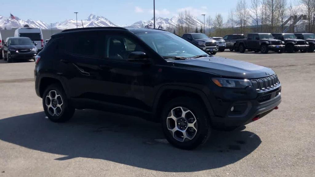 used 2022 Jeep Compass car, priced at $26,999