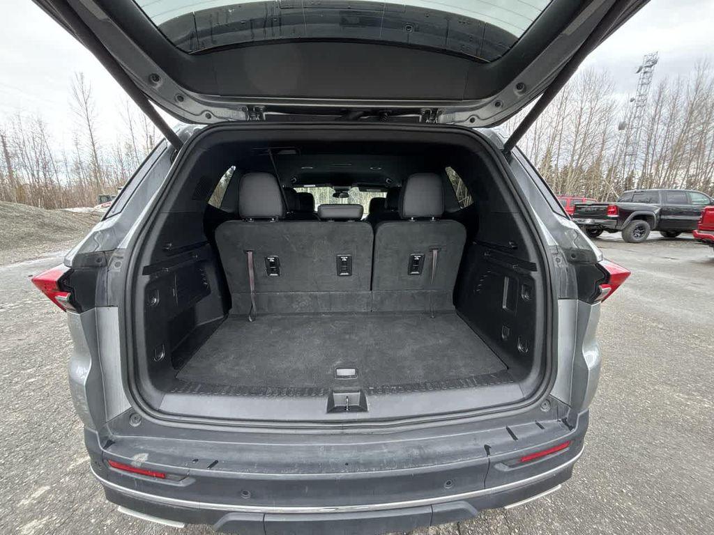 used 2025 Buick Enclave car, priced at $37,995