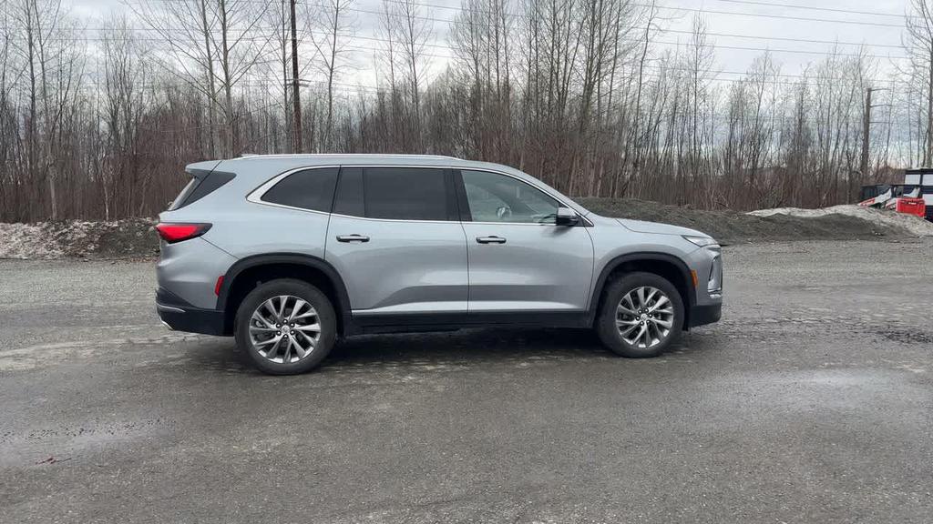used 2025 Buick Enclave car, priced at $37,995