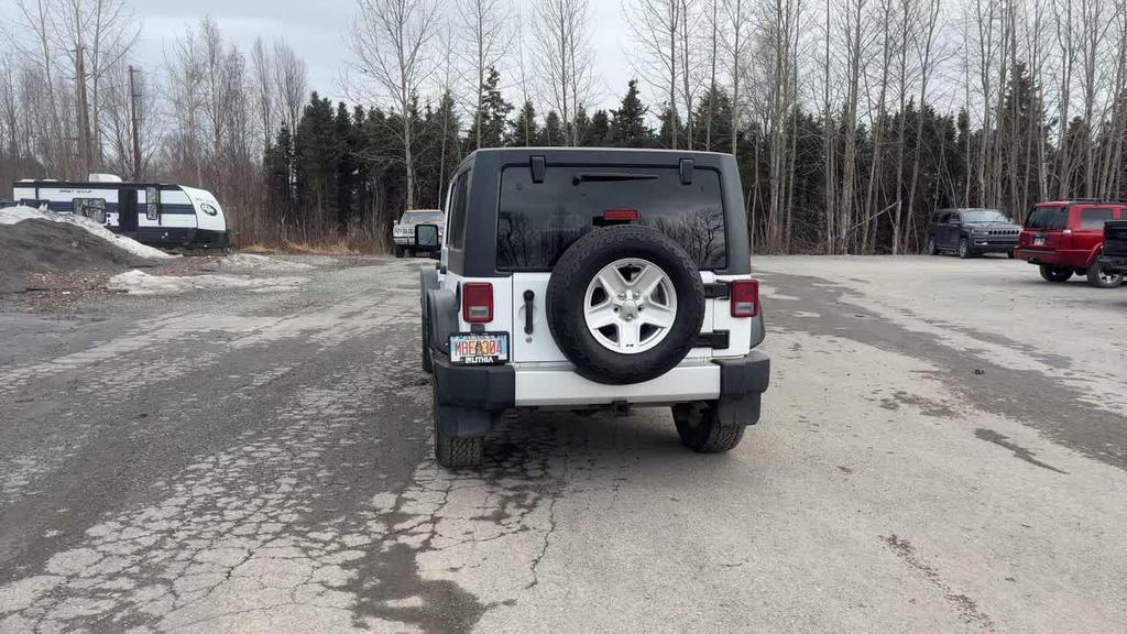 used 2015 Jeep Wrangler Unlimited car, priced at $17,500