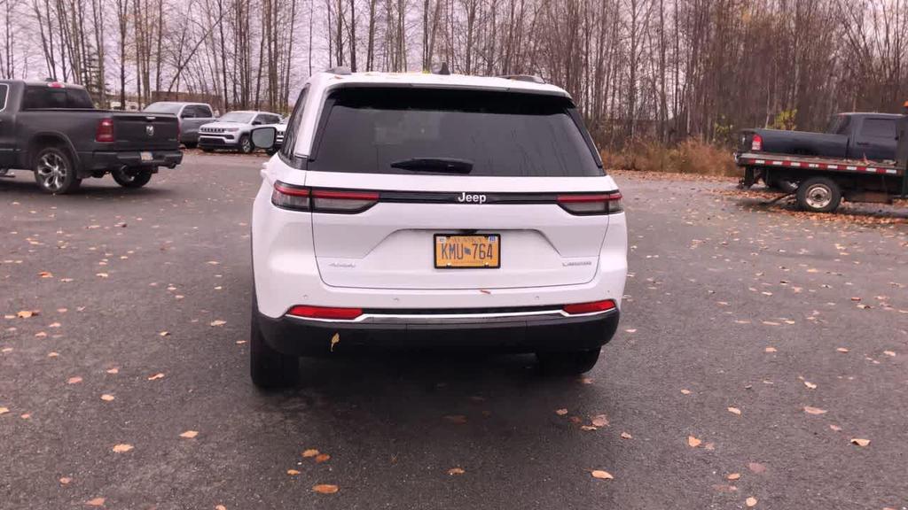 used 2024 Jeep Grand Cherokee car, priced at $33,789