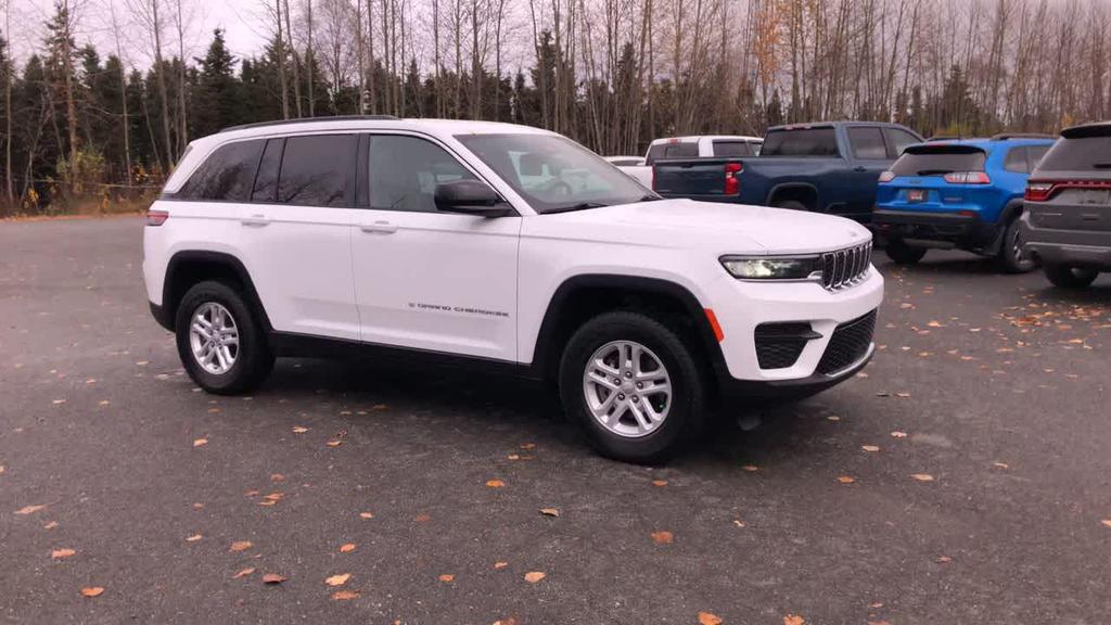 used 2024 Jeep Grand Cherokee car, priced at $33,789