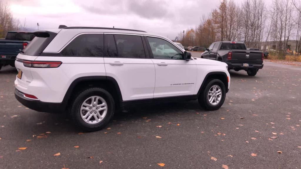 used 2024 Jeep Grand Cherokee car, priced at $33,789
