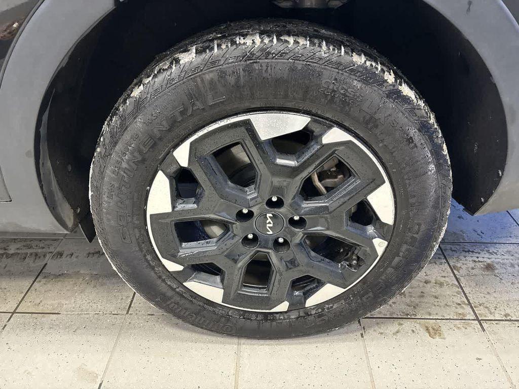 used 2024 Kia Sorento car, priced at $26,975