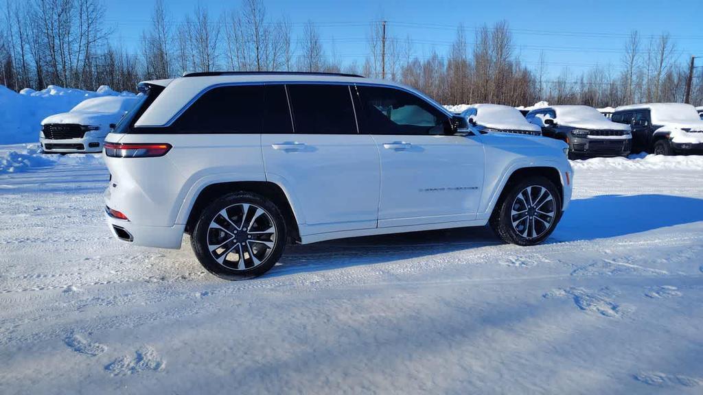 used 2023 Jeep Grand Cherokee car, priced at $39,950