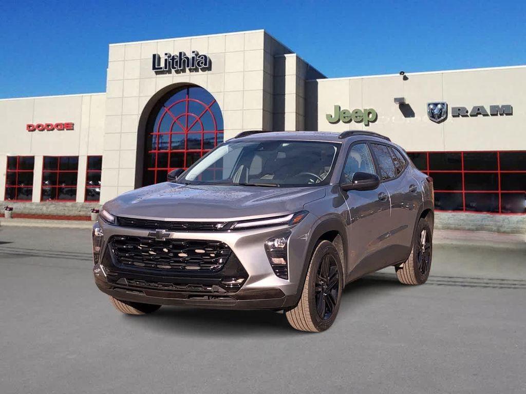 used 2025 Chevrolet Trax car, priced at $21,000