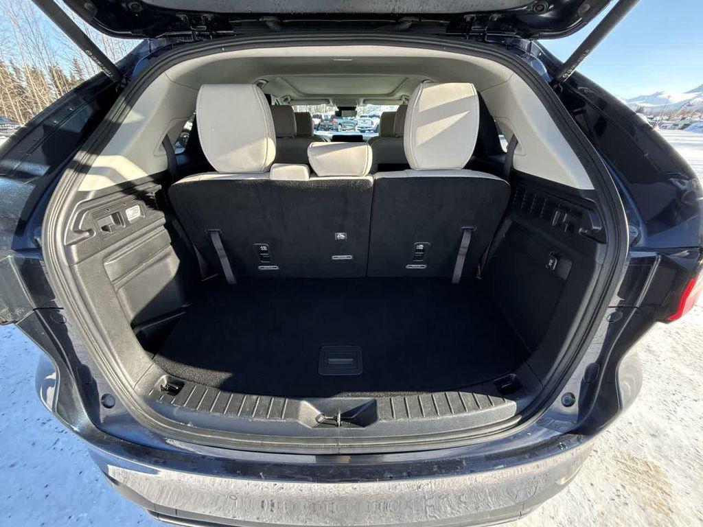 used 2025 Mazda CX-90 car, priced at $37,950