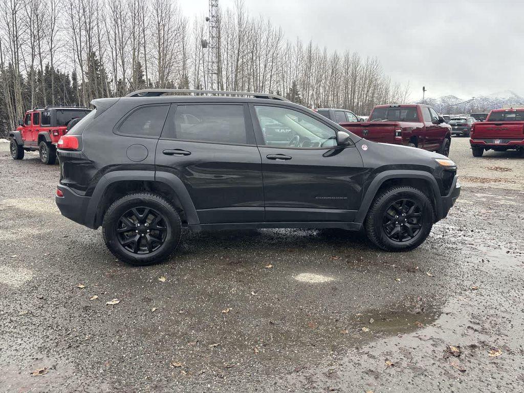 used 2015 Jeep Cherokee car, priced at $17,990