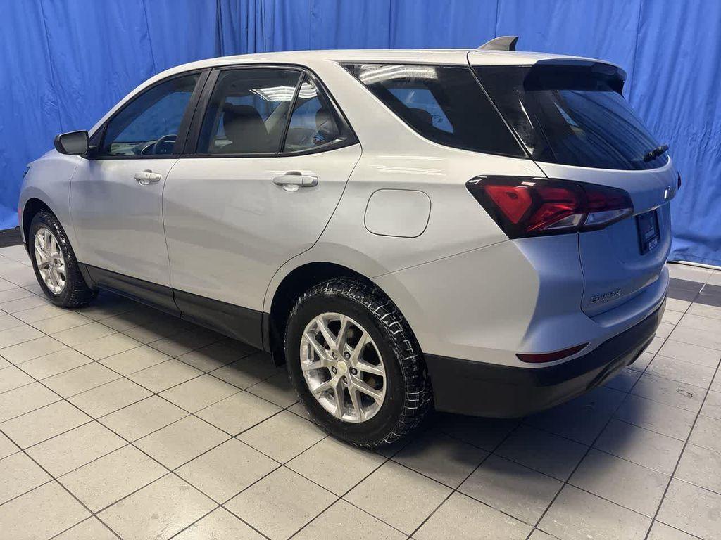 used 2022 Chevrolet Equinox car, priced at $21,999