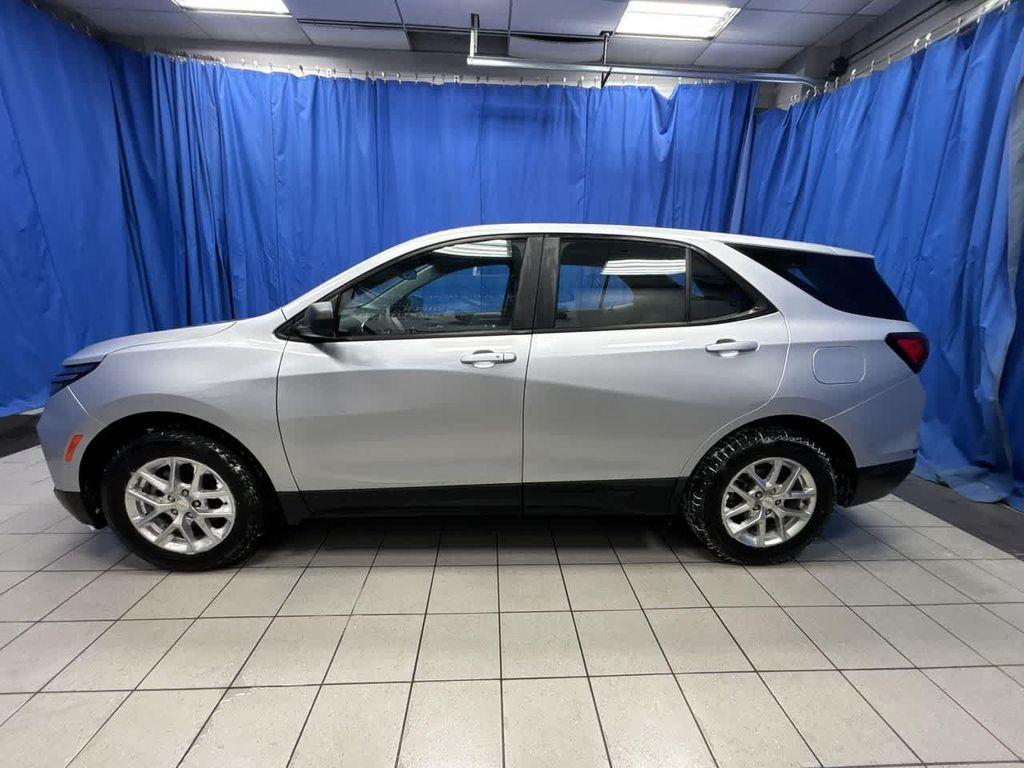 used 2022 Chevrolet Equinox car, priced at $21,999