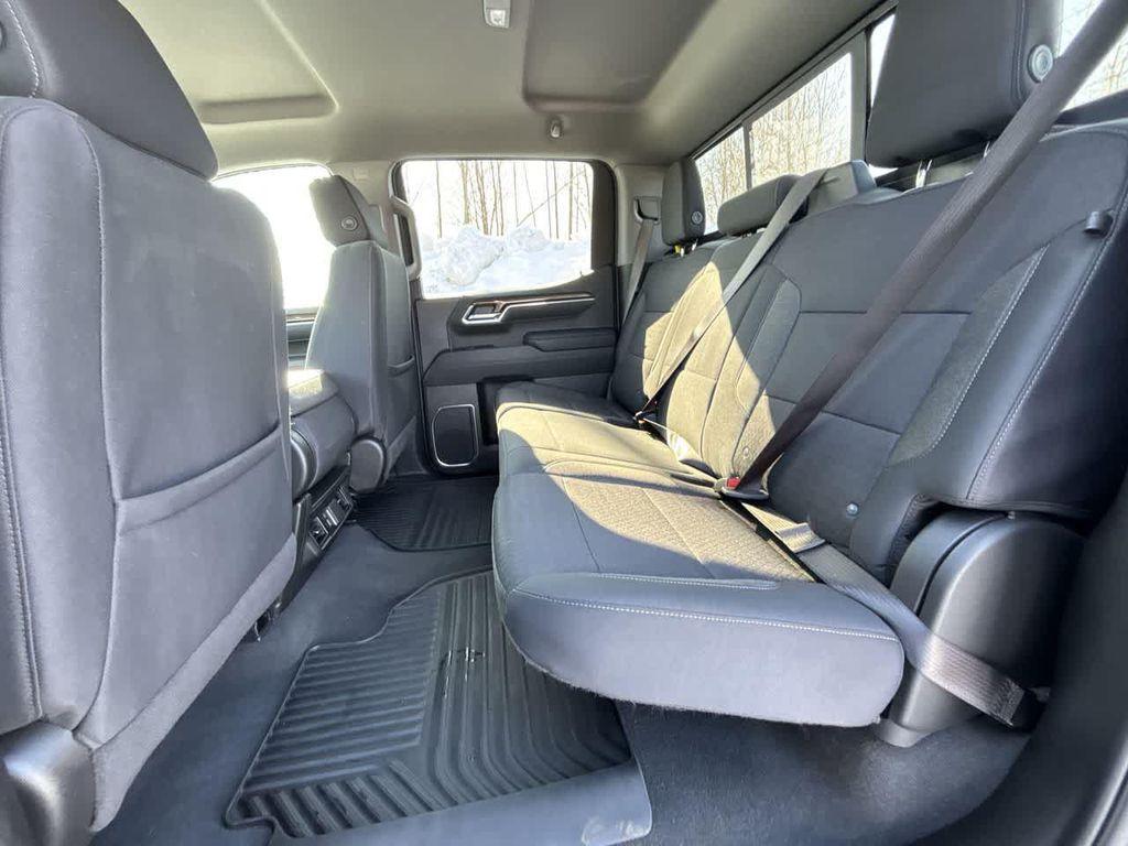 used 2025 Chevrolet Silverado 1500 car, priced at $45,900