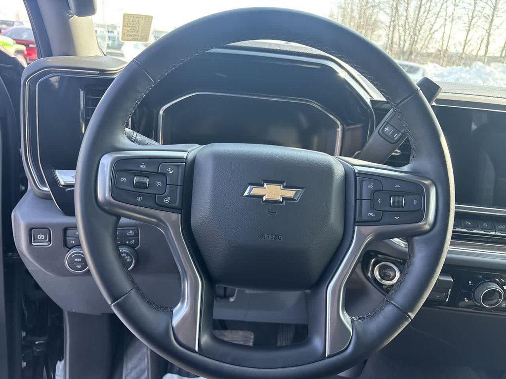 used 2025 Chevrolet Silverado 1500 car, priced at $45,900