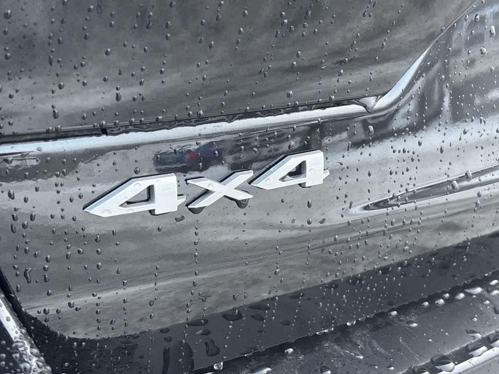 new 2025 Jeep Grand Cherokee car, priced at $53,348