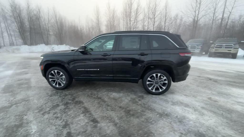 new 2025 Jeep Grand Cherokee car, priced at $53,348