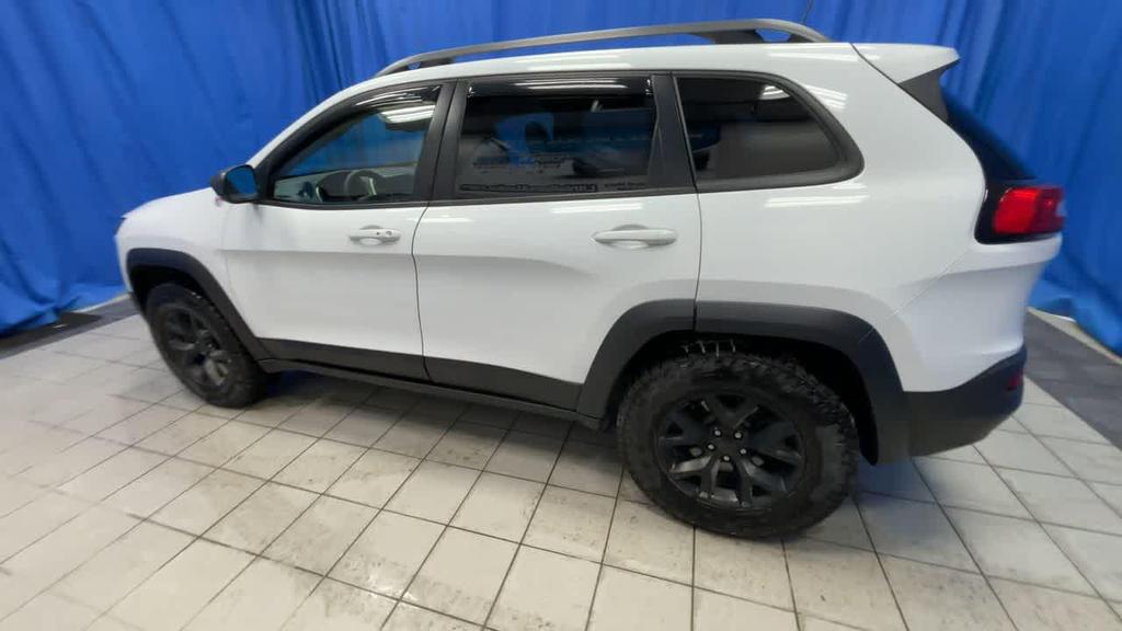 used 2017 Jeep Cherokee car, priced at $15,900