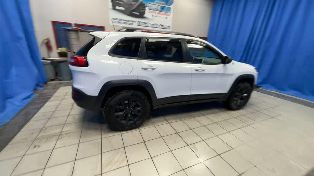 used 2017 Jeep Cherokee car, priced at $15,900