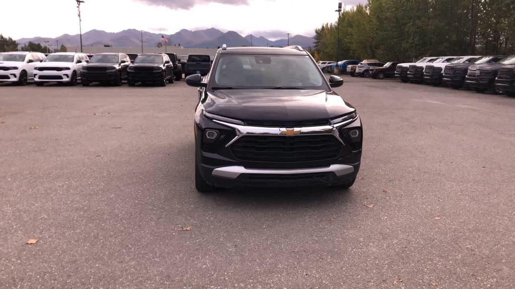 used 2025 Chevrolet TrailBlazer car, priced at $24,500